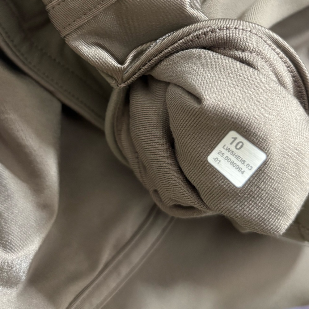 lululemon•Align No Line™ High-Rise Pant•NEW RELEASE•NWOT•Satin Shine Ash Grey•10 - Picture 8 of 16